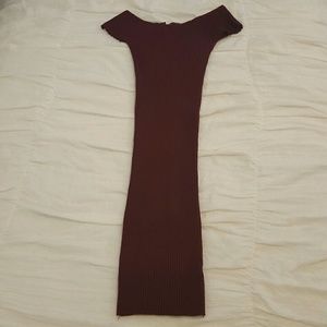 🔴Final Price! Burgundy ribbed midi dress